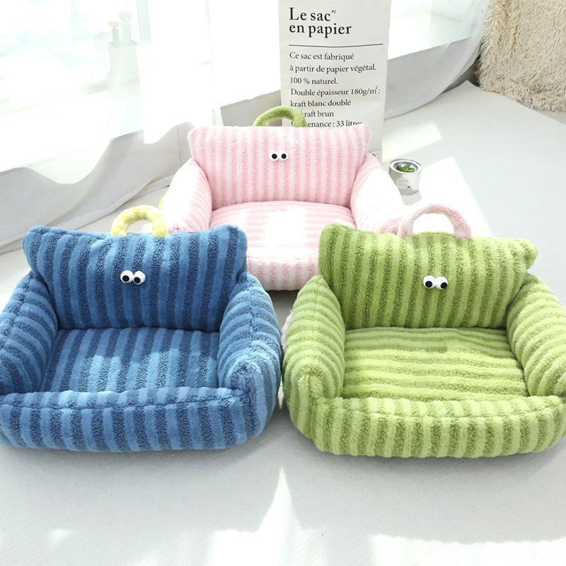 Cozy and Warm Sofa for Pets - The Ideal Nest for Optimal Comfort